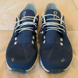 On Cloud 2 Running Shoes